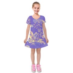 Flower Petal Bouquet Stem Floral Pattern Kids  Short Sleeve Velvet Dress