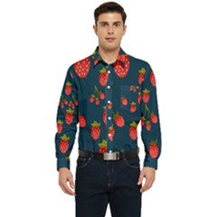 Strawberry Texture, Blue Background With Strawberries Men s Long Sleeve Pocket Shirt 