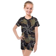 Abstract Organic Pattern Design In Dark Warm Colors Kids  Mesh T-shirt And Shorts Set