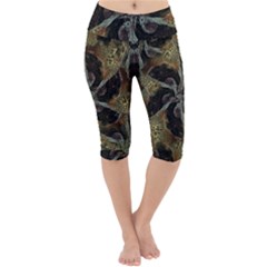 Abstract Ornate Organic Texture Design Print Lightweight Velour Cropped Yoga Leggings