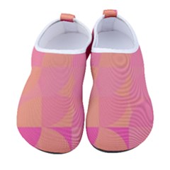 Geometric Pink Ocean  Men s Sock-style Water Shoes