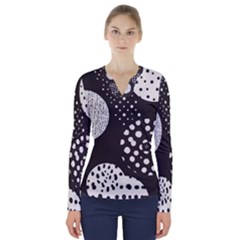 Geometric Design 09 V-neck Long Sleeve Top