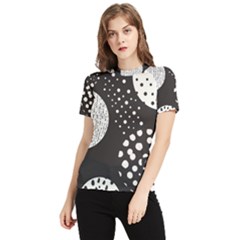 Geometric Design 09 Women s Short Sleeve Rash Guard