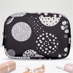 Geometric Design 09 Make Up Pouch (small)