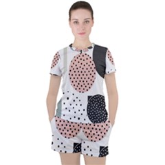 Geometric Design 12 Women s T-shirt And Shorts Set