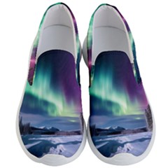 Northern Lights Aurora Night Nature Men s Lightweight Slip Ons