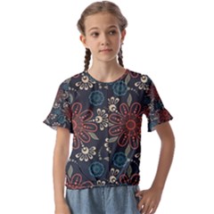 Retro Texture With Orange Flowers Floral Kids  Cuff Sleeve Scrunch Bottom T-shirt