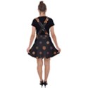 Minimalist Pattern With Simple Lines,flower And Shapes, Creating A Clean And Modern Velvet Suspender Skater Skirt View2