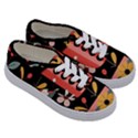  Minimalist Pattern With Simple Lines,flower And Shapes, Creating A Clean And Modern Kids  Classic Low Top Sneakers View3