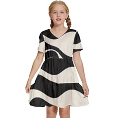 A Minimalist Pattern With Simple Lines And Shapes, Creating A Clean And Modern Aesthetic 06 Kids  Short Sleeve Tiered Mini Dress