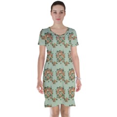 Retro 1880s Flowers Pattern 19 Short Sleeve Nightdress