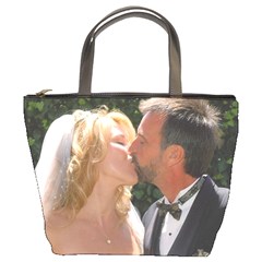 Handbag Wedding Kiss   Copy Bucket Handbag