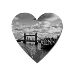 River Thames Waterfall Large Sticker Magnet (heart)