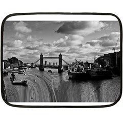 River Thames Waterfall Twin-sided Mini Fleece Blanket