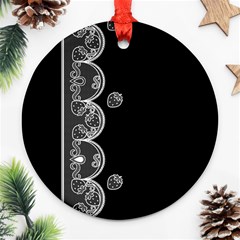 Strawberry Lace White With Black Ceramic Ornament (round)