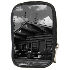 Vintage Usa Alaska Modern Alaskan Log Cabin 1970 Digital Camera Case by Vintagephotos