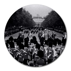 Vintage Uk England The Guards Returning Along The Mall 8  Mouse Pad (round) by Vintagephotos