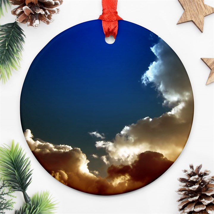 Cloudscape Twin-sided Ceramic Ornament (Round)