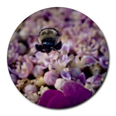 Flying Bumble Bee 8  Mouse Pad (round) by Elanga