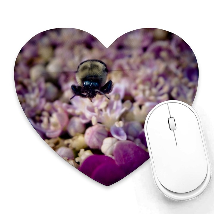 Flying Bumble Bee Mouse Pad (Heart)