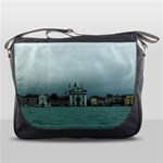 Venice Messenger Bag Front