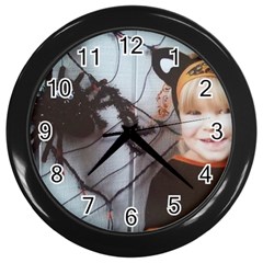 Spider Baby Wall Clock (black)