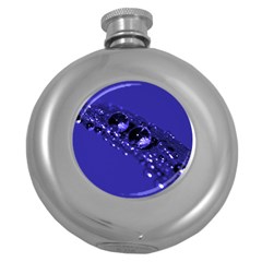 Waterdrops Hip Flask (round) by Siebenhuehner