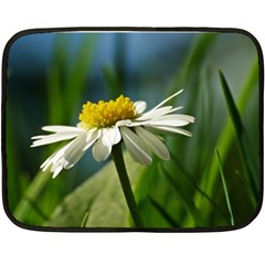 Daisy Mini Fleece Blanket (two Sided) by Siebenhuehner