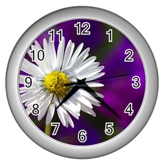 Daisy Wall Clock (silver) by Siebenhuehner