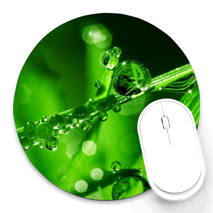 Waterdrops 8  Mouse Pad (Round)