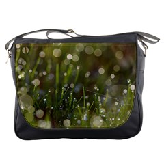 Waterdrops Messenger Bag