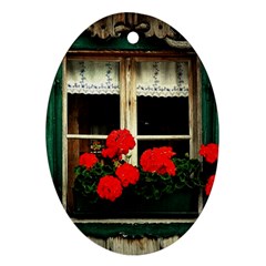 Window Oval Ornament