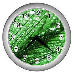 Waterdrops Wall Clock (silver) by Siebenhuehner