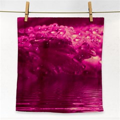 Waterdrops Face Towel by Siebenhuehner