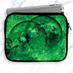 Green Bubbles Apple iPad 2/3/4 Zipper Case Front