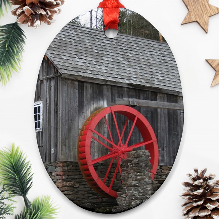 Vermont Christmas Barn Oval Ornament