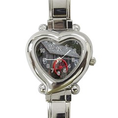 Vermont Christmas Barn Heart Italian Charm Watch 