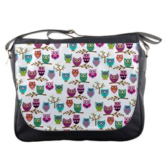 Happy Owls Messenger Bag