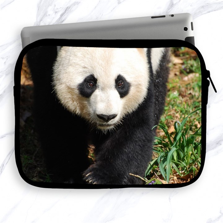 Giant Panda Apple iPad Zippered Sleeve