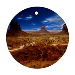 Monument Valley Round Ornament