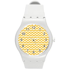 Sunny Yellow And White Zigzag Pattern Plastic Sport Watch (Medium)