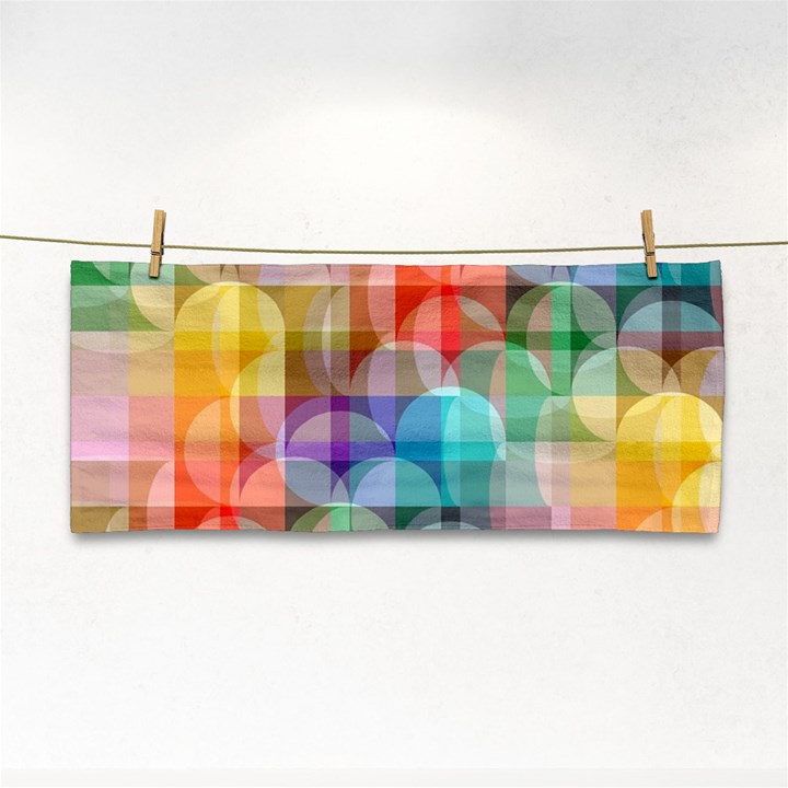 circles Hand Towel