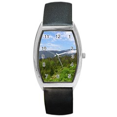 Newfoundland Tonneau Leather Watch