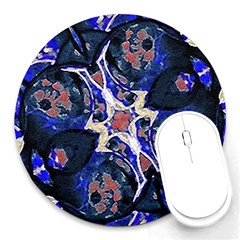 Decorative Retro Floral Print 8  Mouse Pad (round) by dflcprints