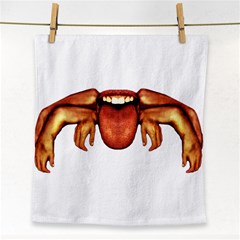 Alien Spider Face Towel by dflcprints