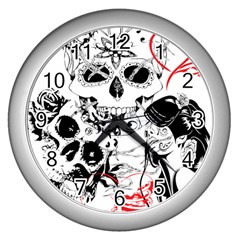 Skull Love Affair Wall Clock (silver)