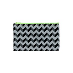 Modern Retro Chevron Patchwork Pattern  Cosmetic Bag (xs) by GardenOfOphir