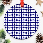 Blue And White Leaf Pattern Round Ornament (Two Sides) Front