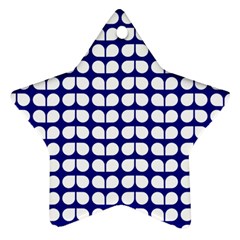 Blue And White Leaf Pattern Star Ornament (Two Sides)