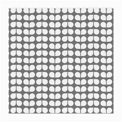 Gray And White Leaf Pattern Glasses Cloth (medium)